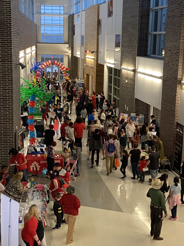 TylerISD's tweet photo. #TylerISDLitCON is in full swing! Come on out and enjoy free book giveaways, awesome door prizes, free food, and live fine arts performances! We’ll be at the @CTCTylerISD until 8pm! https://t.co/dcwkVinY3Z