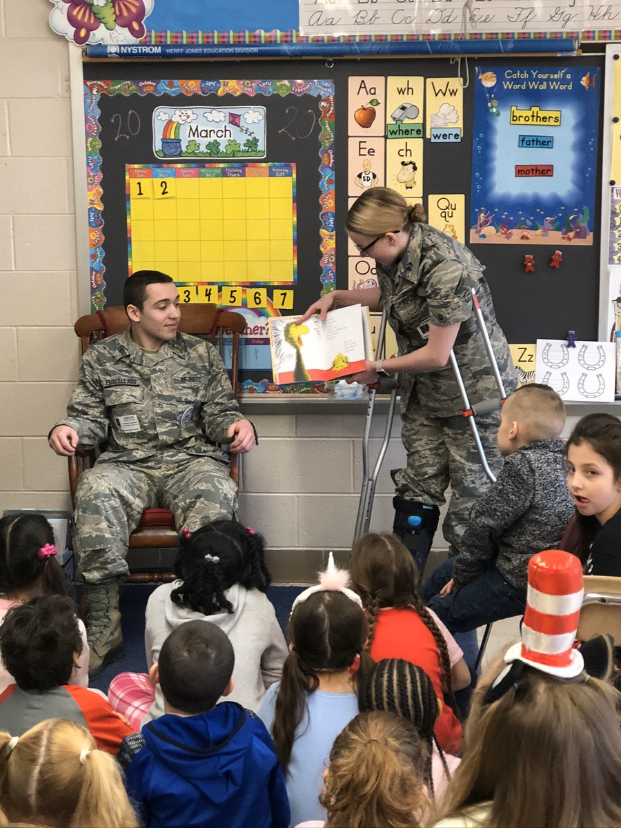 RuhMarla's tweet photo. Read Across America in Mrs. Ruh’s room.    Thanks to our readers Mrs. Z, Miss Rachel, and ROTC! @AprilRenzetti @TWPSuperVPA @jennatale12 @wedgwoodwtps @SuperintendWTPS @roda_rachel https://t.co/4bzqYgDzEy