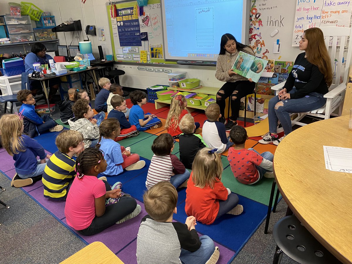 BencinasKinders's tweet photo. K enjoyed our @Chssparta guest readers today! Thank you @sugaree17 for setting it all up! #ReadAcrossAmericaDay https://t.co/Q3whUFCJnG