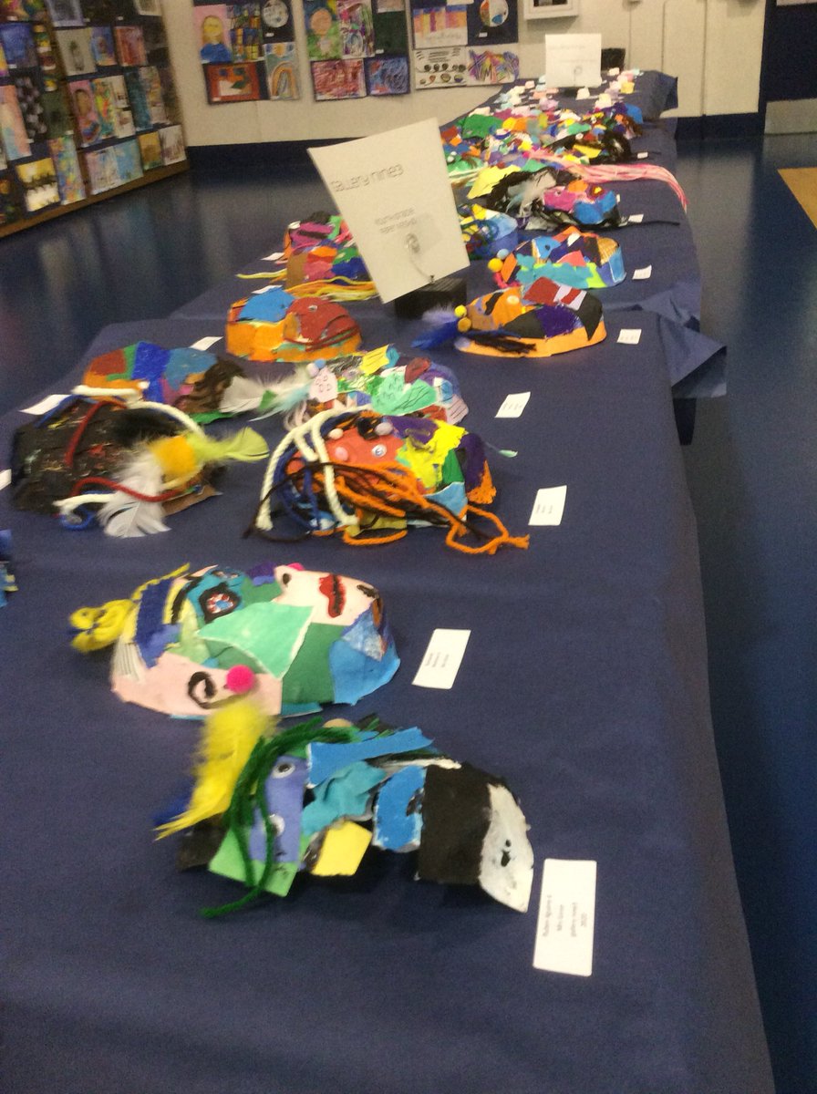 CurriculumD93's tweet photo. Celebrating Hillside School’s Gallery Nine3 artists.  #bluejayprideD93 https://t.co/R2rHu1EyV2