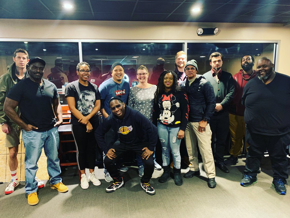 Funny Bone Comedy School (@fbcomedyschool) on Twitter photo Major shout/thank you to <a href="/GuyTorry/">GUY TORRY</a> for stopping by 2 speak 2 our students of the <a href="/funnybonevb/">Virginia Beach Funny Bone Comedy Club</a> ComedySchool! Guy has always been gracious 2 share his knowledge/love 4 the craft w/ younglings venturing into the world of standup. We truly appreciate his time w/ us! #comedy #guytorry Major shout/thank you to <a href="/GuyTorry/">GUY TORRY</a> for stopping by 2 speak 2 our students of the <a href="/funnybonevb/">Virginia Beach Funny Bone Comedy Club</a> ComedySchool! Guy has always been gracious 2 share his knowledge/love 4 the craft w/ younglings venturing into the world of standup. We truly appreciate his time w/ us! #comedy #guytorry