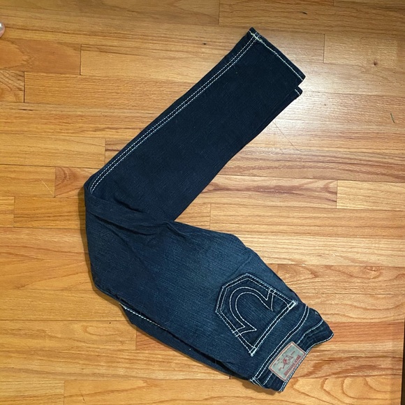 AnnetteW_1's tweet photo. So good I had to share! Check out all the items I'm loving on @Poshmarkapp #poshmark #fashion #style #shopmycloset #truereligion #mek: https://t.co/dALgYKA7as https://t.co/T9L3zW3V8q