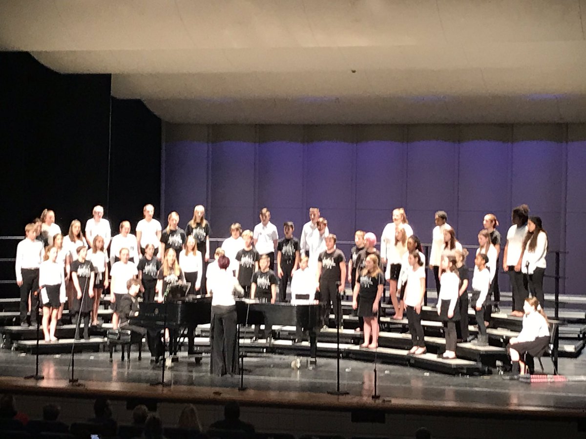 7th Grade singing St. Louis Blues. Great job by our 3 soloists starting the song off.