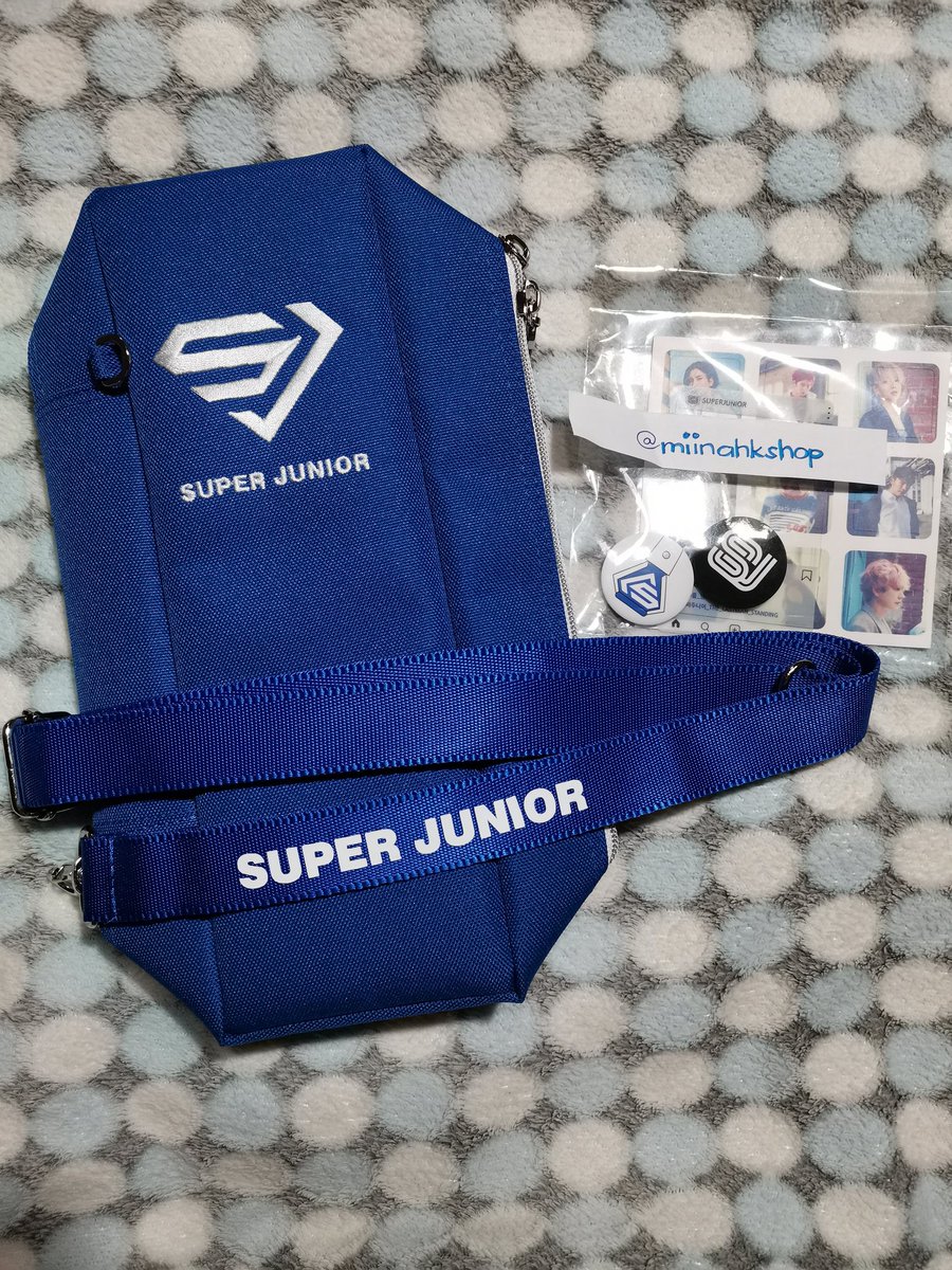 miinahkshop's tweet photo. SUJU bong pouch by @SJ_stick_pouch is so pretty and the quality is really good. π You can actually use it as a bag bcoz it looks so good. Thank you so much for this and for everyone who ordered.
This one ππΌ is still available! DM us if interested. π #MKPHonhand #MKPHproof https://t.co/qOr4QLTE2C