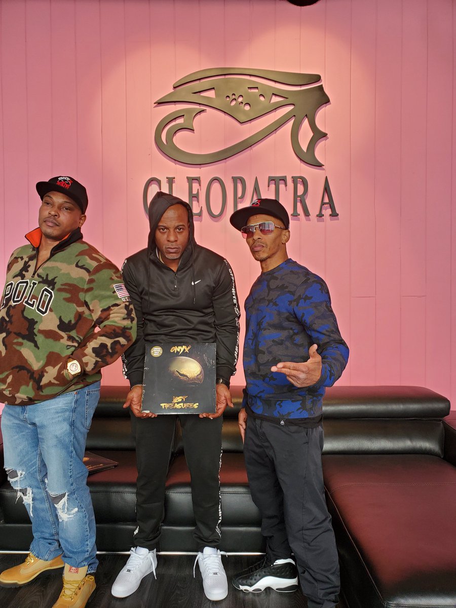 XRay_Records's tweet photo. Iconic Hip Hop Legends #Stickyfingaz @iamStickyFingaz #FredroStarr @Fredro_Starr @ONYX_HQ drop there latest album in #gold #vinyl on @CleopatraRecord 
#XrayRecords #losttreasures #cleopatrarecords #hiphop #rap #music #hiphopnews #powermovez #onyx https://t.co/mrVegDNKKO