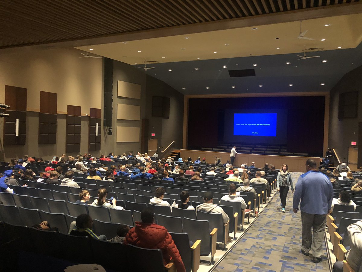 BigBlueFB's tweet image. Great turnout for our spring kickoff meeting. #OurProgram.OurSchool.OurCity