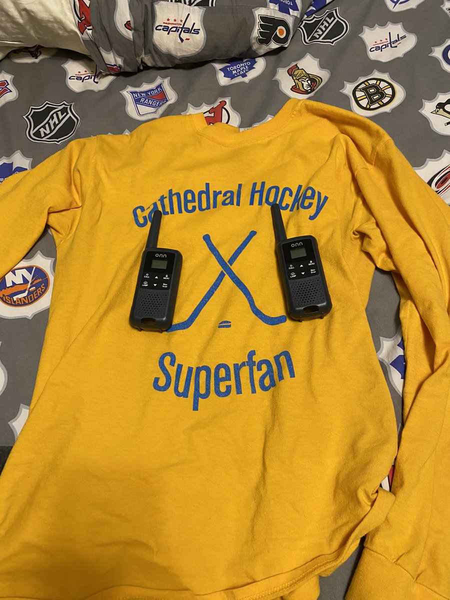 SuperFanSection's tweet photo. Never been more ready for the X, the last piece to the puzzle was walkie talkies. Now it will be impossible for people who don’t cheer to say they couldn’t hear us https://t.co/OQHlFClBhi