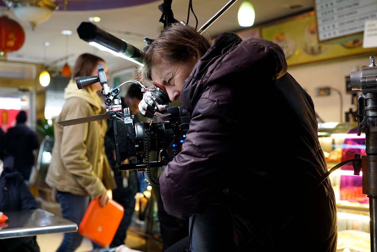 kodak_shootfilm's tweet photo. DP Hélène Louvart AFC creates intimacy and connection using Kodak 16mm for Eliza Hittman’s acclaimed movie @NeverRarelyFilm — winner of the Silver Bear at #Berlinale. #KodakFilmLabNYC

Read the #InCamera: https://t.co/7s28cW43SP https://t.co/llBOIFm5ZK