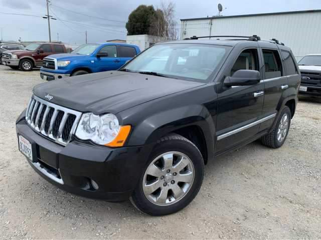HKOffroad's tweet photo. Please welcome the newest member to our fleet of vehicles for Armor and Recovery products, 2009 Jeep Grand Cherokee WK Hemi V8 4x4. Note: The WK is in addition to the WJ, NOT a replacement. I told my wife we're "keeping it stock" with just a 2" budget boost 😁😆😁🙅‍♂️🤷‍♂️🤣.
-Bash https://t.co/cvLwi8FZq6