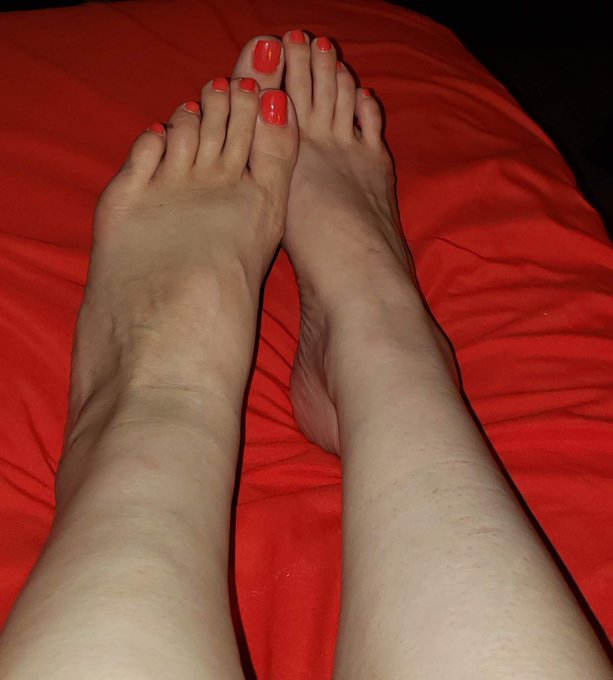 @InLoveWithToes i need a massage https://t.co/AdQ4U6HeWk<a class="tags" target="_blank" title="On Twitter" href="/?out=eyJ0eXAiOiJKV1QiLCJhbGciOiJIUzUxMiJ9.eyJpYXQiOjE3MjI5NzY0ODgsImlzcyI6InR3cG9ybnN0YXJzLmNvbSIsIm5iZiI6MTcyMjk3NjQ4OCwiZXhwIjoxNzU0NTEyNDg4LCJyZWRpcmVjdF91cmwiOiJodHRwczovL3R3aXR0ZXIuY29tL0luTG92ZVdpdGhUb2VzIn0.k2vP1vyRWsbpXU36BSb1d9_sCXpB9ZeVrlh_x0MuonEByTAkv9lDR4E59XRyQdb4vxolTw0zde_-sWF_dVaraw">@InLoveWithToes</a><a href="/tag/atlanta"class="tags"><span>#atlanta</span></a><a href="/tag/blackartist"class="tags"><span>#blackartist</span></a><a href="/tag/tattoodesign"class="tags"><span>#tattoodesign</span></a>