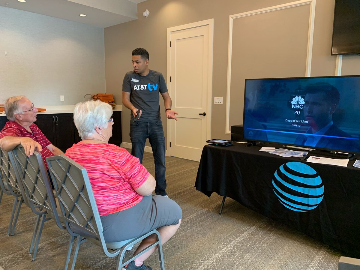 dom_tanchez's tweet image. Exciting big day at Gulf Coast with AT&amp;amp;T TV Launch by winning locally! #proudrsm #getscrappy #ATT #OneFLA2020 #westsidebestside @ColeWorldFL @drew_wagz @MilagrosMontout @jrluna11