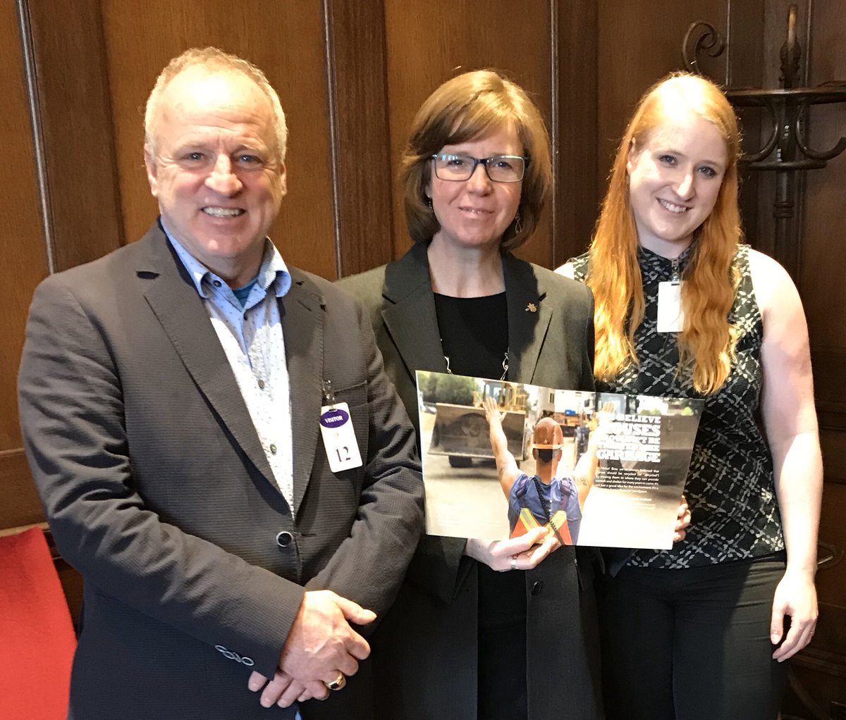 s_malcolmson's tweet photo. Re-using a home saves ~200 trees, @nickelbros told me. They use home-lifting to move 150-300 homes to new locations, diverting up to 21K tons of waste from landfill each year. Have you seen their homes floating by?
Great to talk #ReUse w Nickel Bros team. #bcEnv #CircularEconomy https://t.co/HsCjUjJzS3