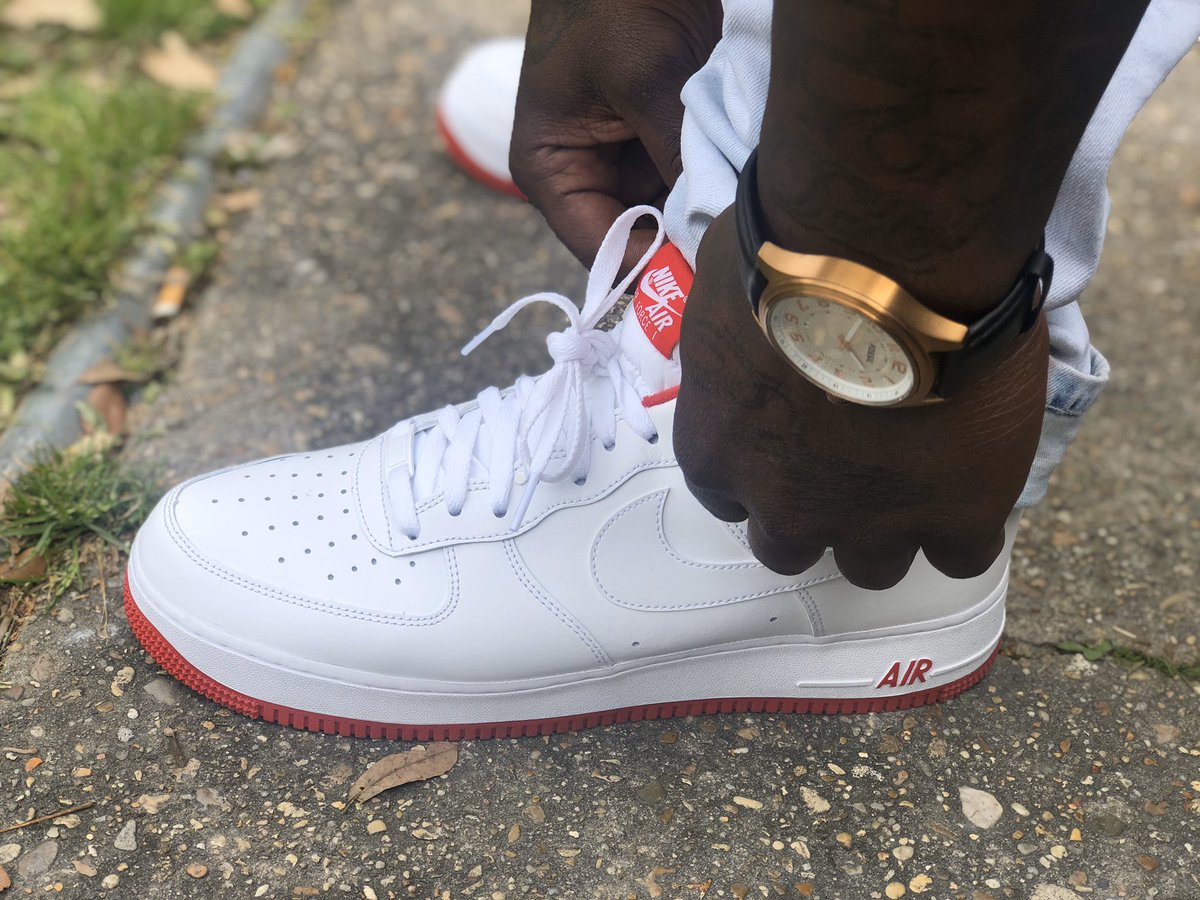 HeavyProfet's tweet image. This light AF