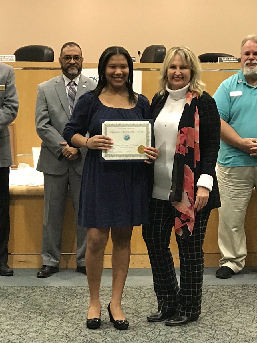 eidie_velez's tweet photo. Congratulations to DHS SuperStar of the month Shanya Cooper!  Thank you for always going above and beyond and for taking part in everything relating to theater 🎭 @DHSHappenings https://t.co/9jvjFzxk8F