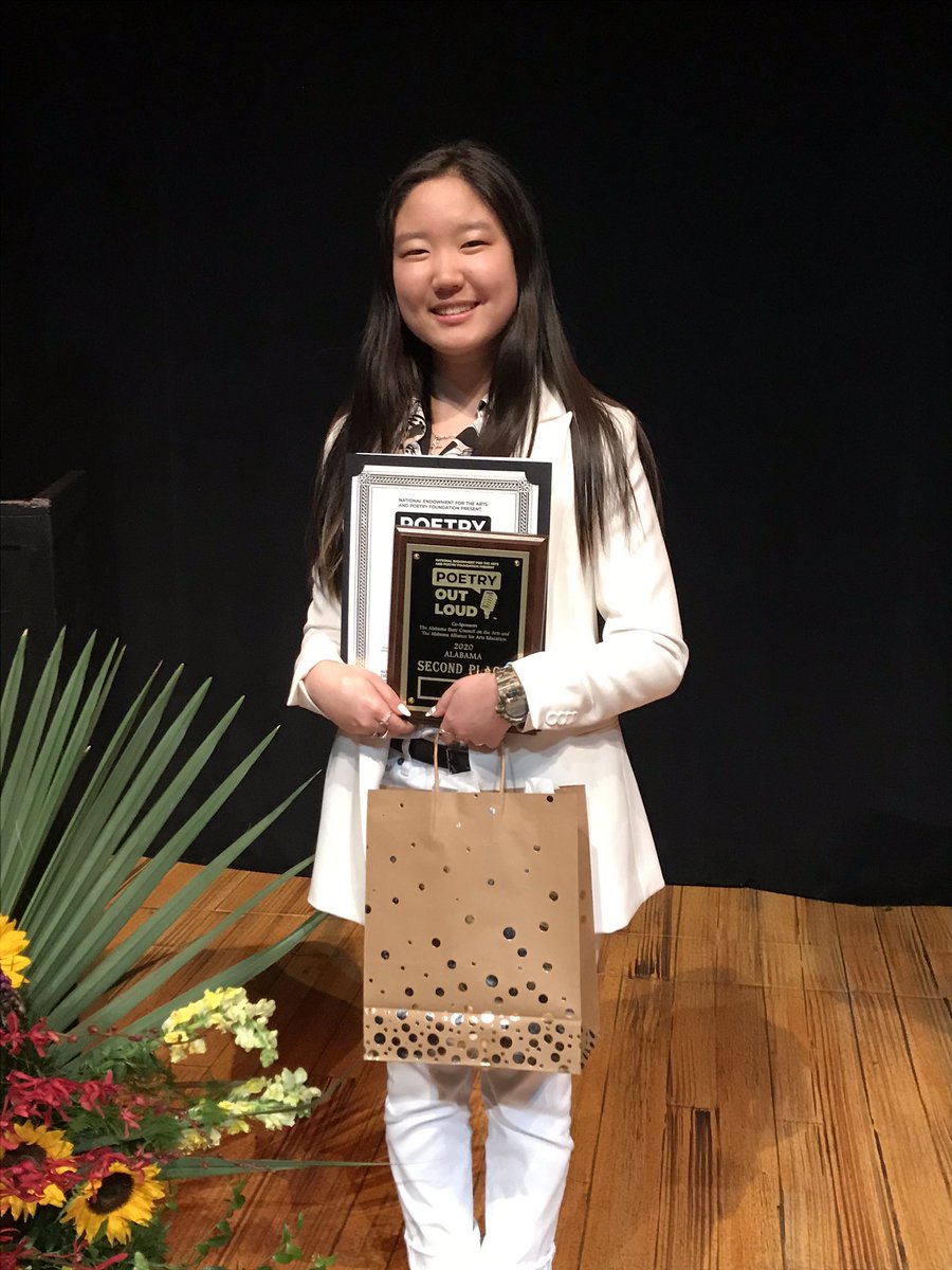 davisbthompson's tweet photo. AHS IB student Soojin Park won 2nd Place at State Poetry Outloud! @AHSAuburnTigers @IBatAHS @EnglishDept_AHS https://t.co/DPWEVeGkis