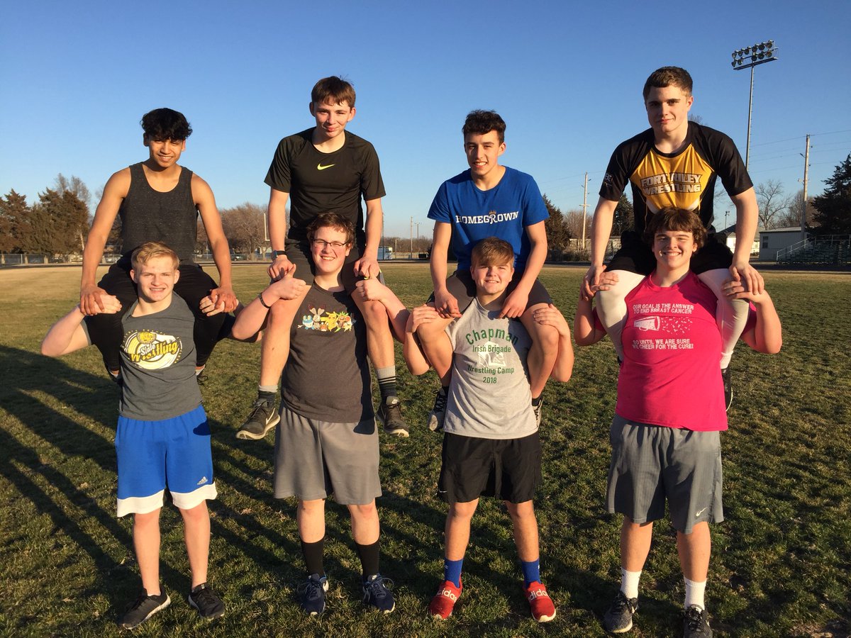 Chapman Irish Wrestling tweet media