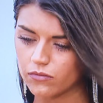 thebachelwhore's tweet photo. i knew madi's eyelashes looked familiar #thebachelor #womentellall https://t.co/IembZmXaqG