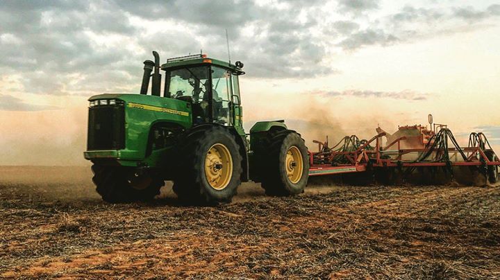 Have you bought new machinery in the past 10 years? 

The ACCC want to hear about your experiences with purchasing, servicing and repairing your machinery and equipment. 

Take the survey and DM us if you're keen to share your story.

🚜 bit.ly/38gBotW