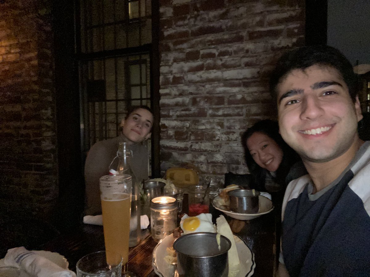 naveedtavakol's tweet photo. It’s gonna be a busy week at work 😬😬😬 but so glad @chuerti is visiting 🎉 - celebrating with the typical #JacobsPickles tonight with @josephineywu https://t.co/sNuSB1fYSL