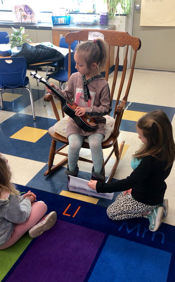 JamieAbare's tweet photo. Love providing opportunities for students to learn more about their classmates and what makes them special ❤️ ... from guitar playing, to teaching us polish, to guinea pigs! #staroftheweek @GlencliffEagles https://t.co/XMdgOgloTv