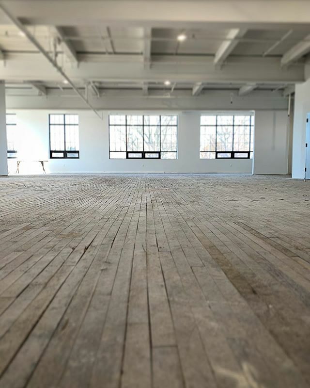 MasonDixonMade's tweet photo. Started working on a new project today. Pretty big deal for me. I’ve been my own boss for almost 7.5 years and I jumped at the chance to work with fellow creatives I’ve admired for years. I’m excited to be helping to create a new creative space and commu… https://t.co/IOafdkWfel https://t.co/grS6UiGUpu