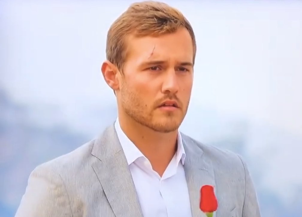 aallyyyyssssssa's tweet photo. Peter looks like he’s been through hell and back #thebachelor 

NIGHT 1                VS              FINAL 3 https://t.co/bVsXxlavLD