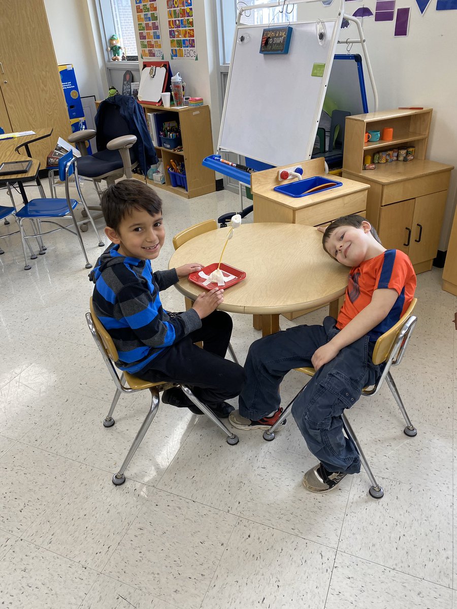 MASTFINSUP's tweet photo. Our Kinder sharks in Mrs. Thompson and Mrs. Collins class completed a Truffela tree challenge. Students were given five spaghetti noodles, two marshmallows, and tape to create the tallest truffela tree. #finsup #yeahthatstemschool @MASTFINSUP https://t.co/1F5R04MqwT