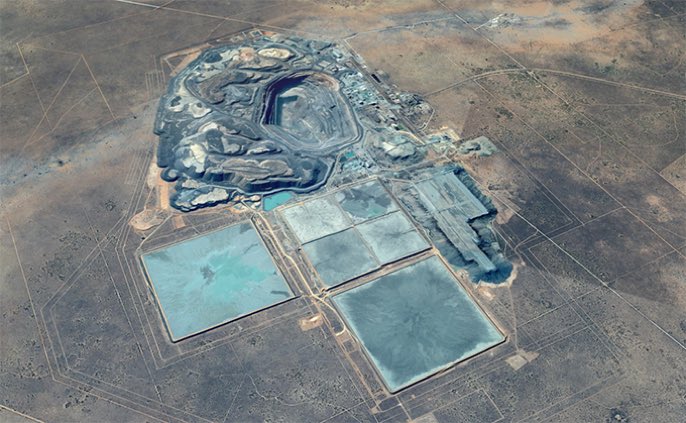 BrandBotswana's tweet photo. #Botswana wants to fully participate in research and development led by @debeersgroup https://t.co/LymYVje2uo… #research&development #DebTech https://t.co/QMyPZicRkP