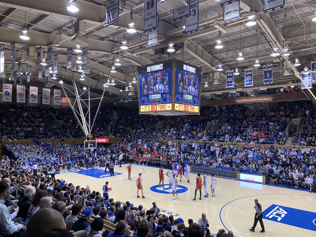 ngjawitz's tweet photo. First Duke 🏀game with @ojawitzMD! Nothing quite like it!! Thank you @dukegme, Dr. Washington, and the Duke North GI consult team for helping me get here in time! https://t.co/0qdpIkhtc1