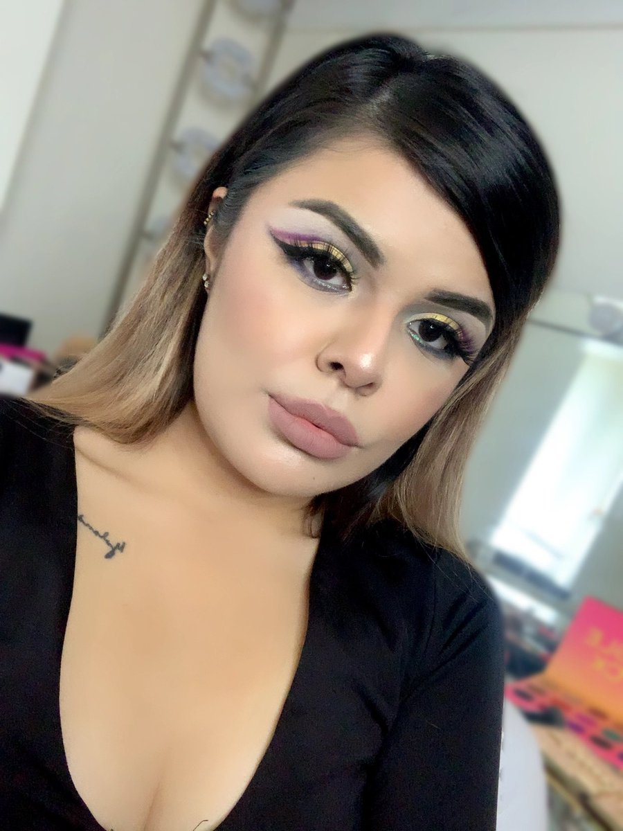 MakeupBabe85's tweet image. Thank you @Influenster For choosing me to be part of this amazing @beautyblender voxbox😍❤️ #complimentary #testingpurposes #amazingcoverage #beautyblender #influenster