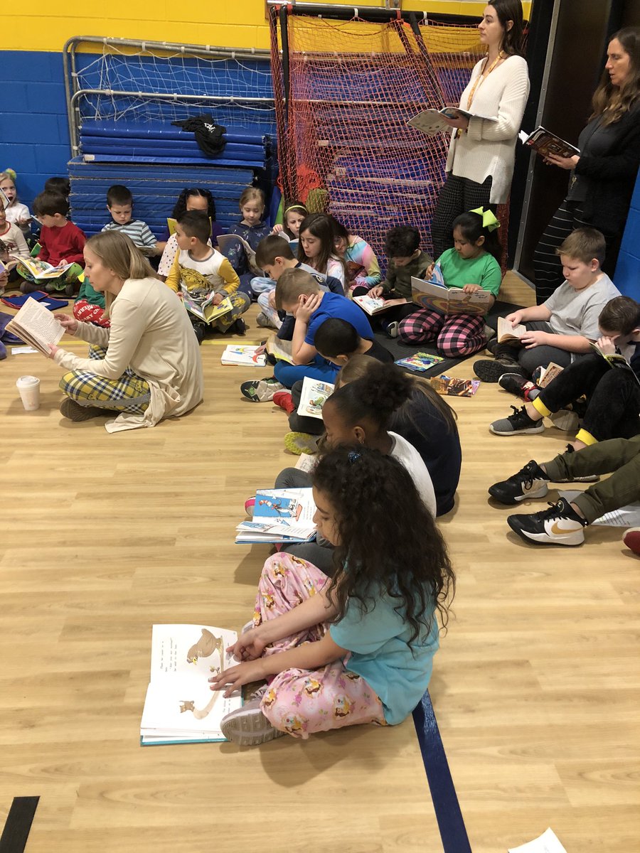 MsDyevoich's tweet photo. I look forward to our school-wide βread-inβ every year! π Best way to kick off #RAAWeek!! #FSDKidsRead @FSDVikings https://t.co/BxQxmSAnR1