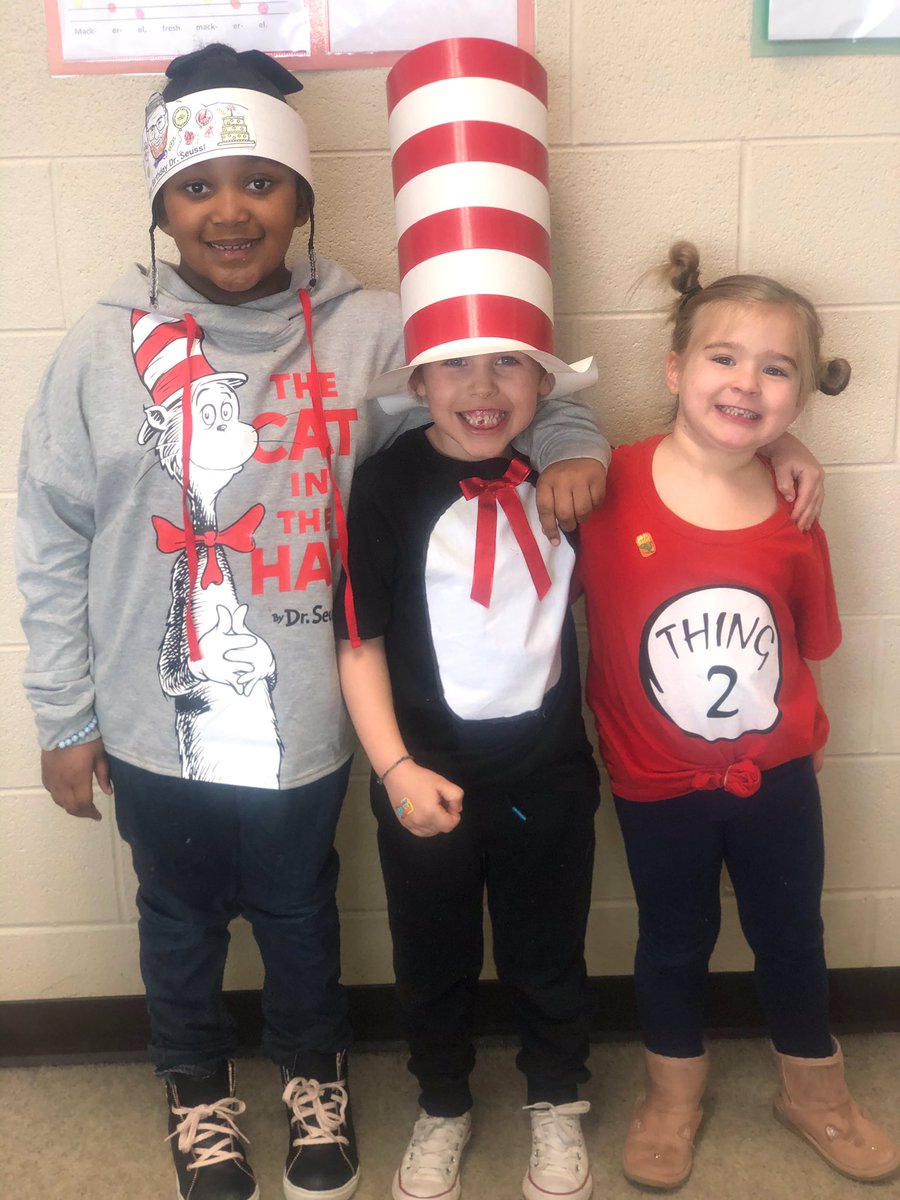 SmithSpringsES's tweet photo. We loved celebrating Dr. Seuss’s birthday today! https://t.co/JMu98RM7MQ