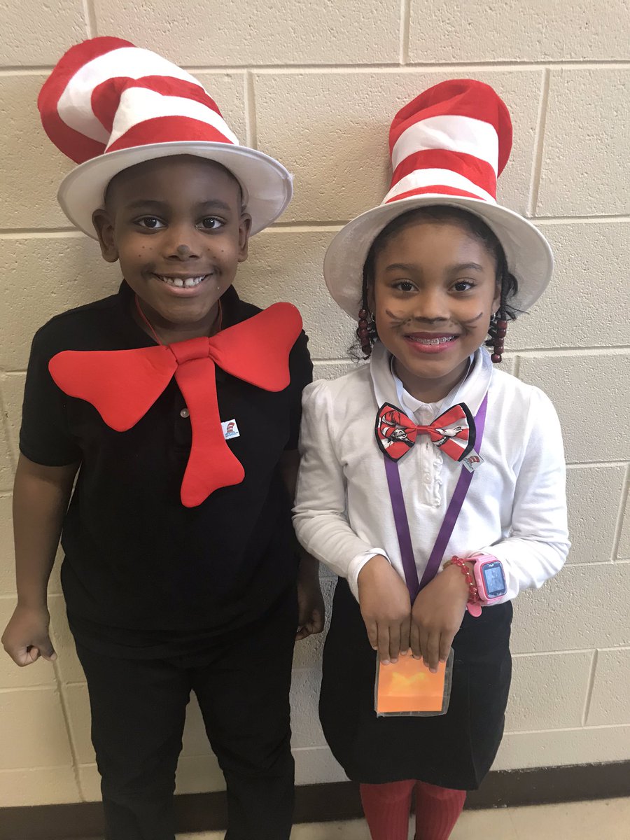 SmithSpringsES's tweet photo. We loved celebrating Dr. Seuss’s birthday today! https://t.co/JMu98RM7MQ