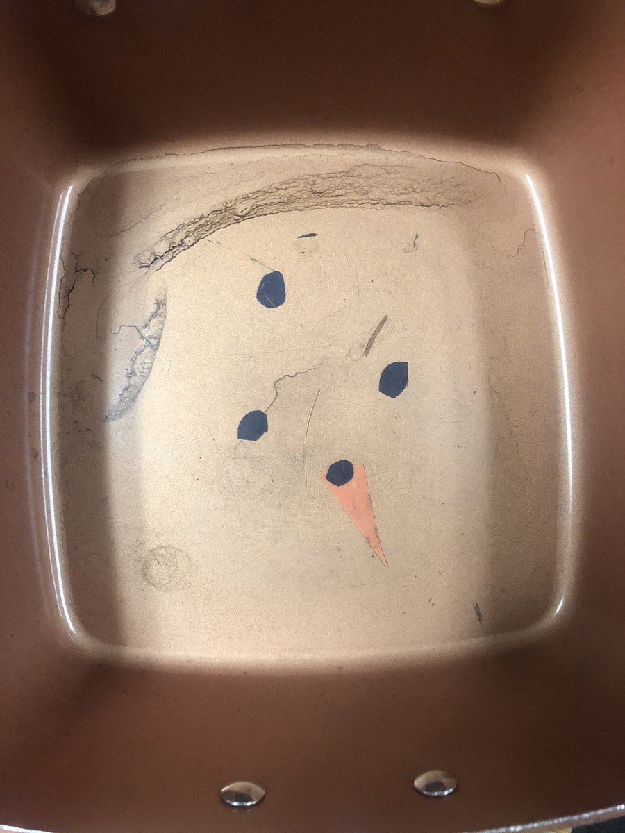 MrsPodgurski's tweet photo. Before and after of our Life Cycle of a snowman experiment ☃️ https://t.co/HoC1dSiZTf