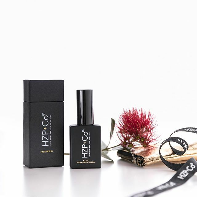 hzp_co's tweet photo. Environmental pollution is the worst enemy of our skin at any age. All Day Hydra-Defence Serum is here to help! It was created specifically to protect your skin from pollution, lock in moisture and keep it healthy, strong and glowing all day long. https://t.co/DKzqnnNw8K https://t.co/xywMtwfawt