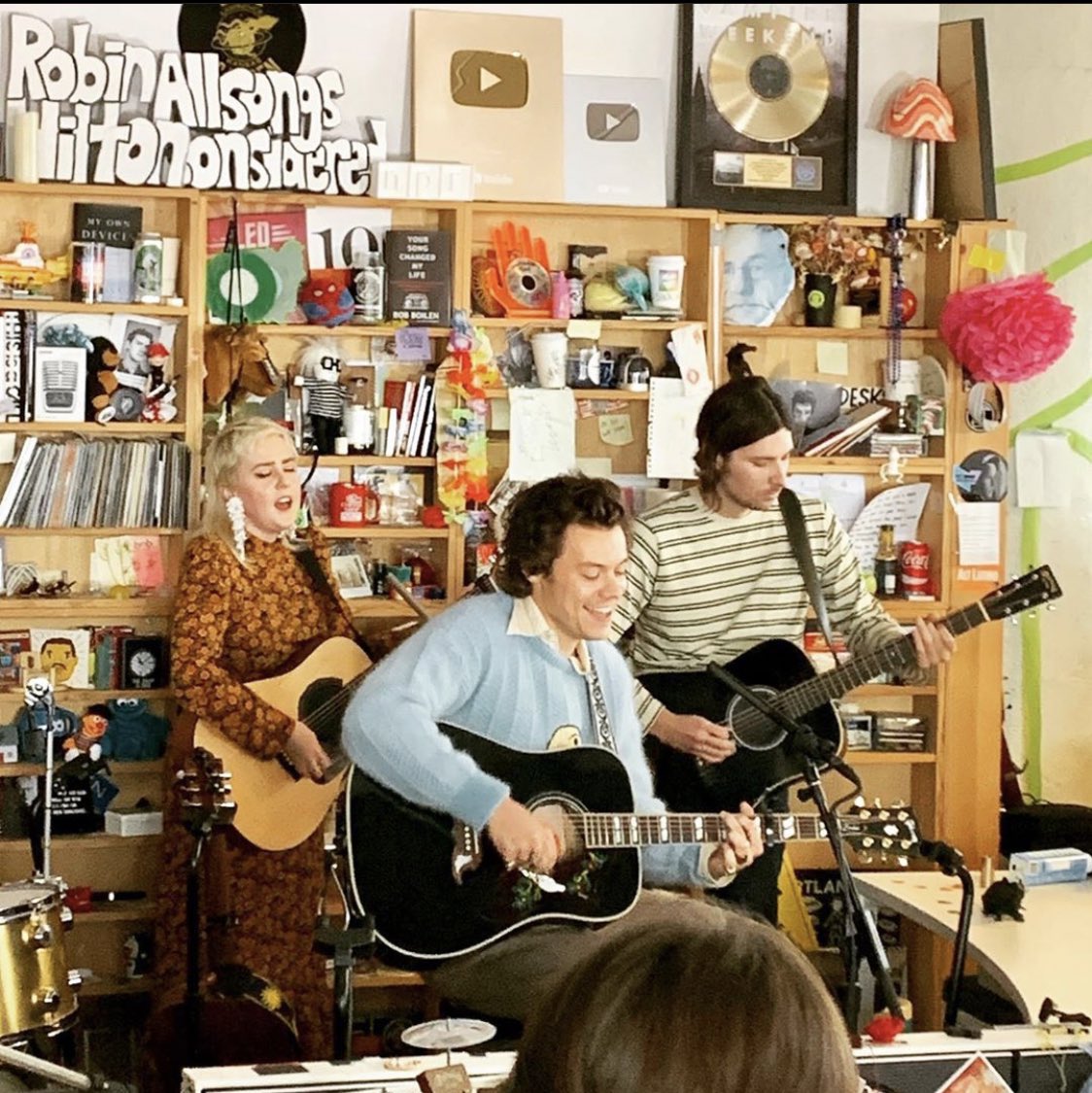 Tiny desk ~