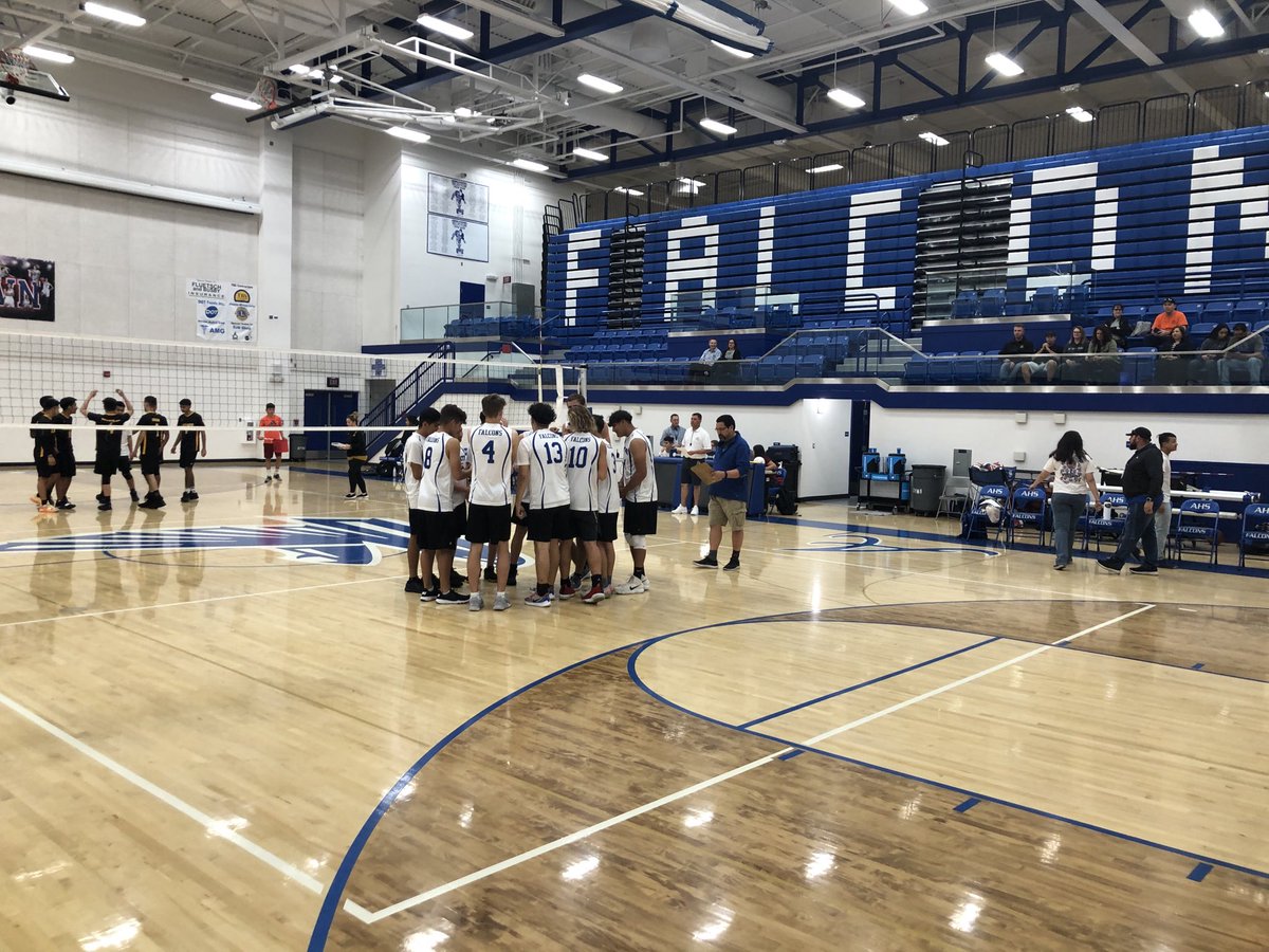 APHarkreader's tweet photo. Boys Volleyball. 🏐.  Go Falcons. https://t.co/OGSdRA0Hnf