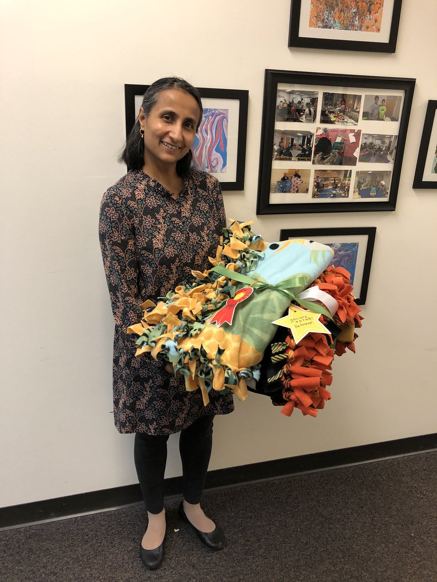 wordsandwarmth's tweet photo. Thank you @HollyRidgeMS students and Kathy Petersen!  Awesome blankets delivered to The Carying Place!!!#volunteer, #comforthearts, #doyourbest https://t.co/N6RDiwqbNY