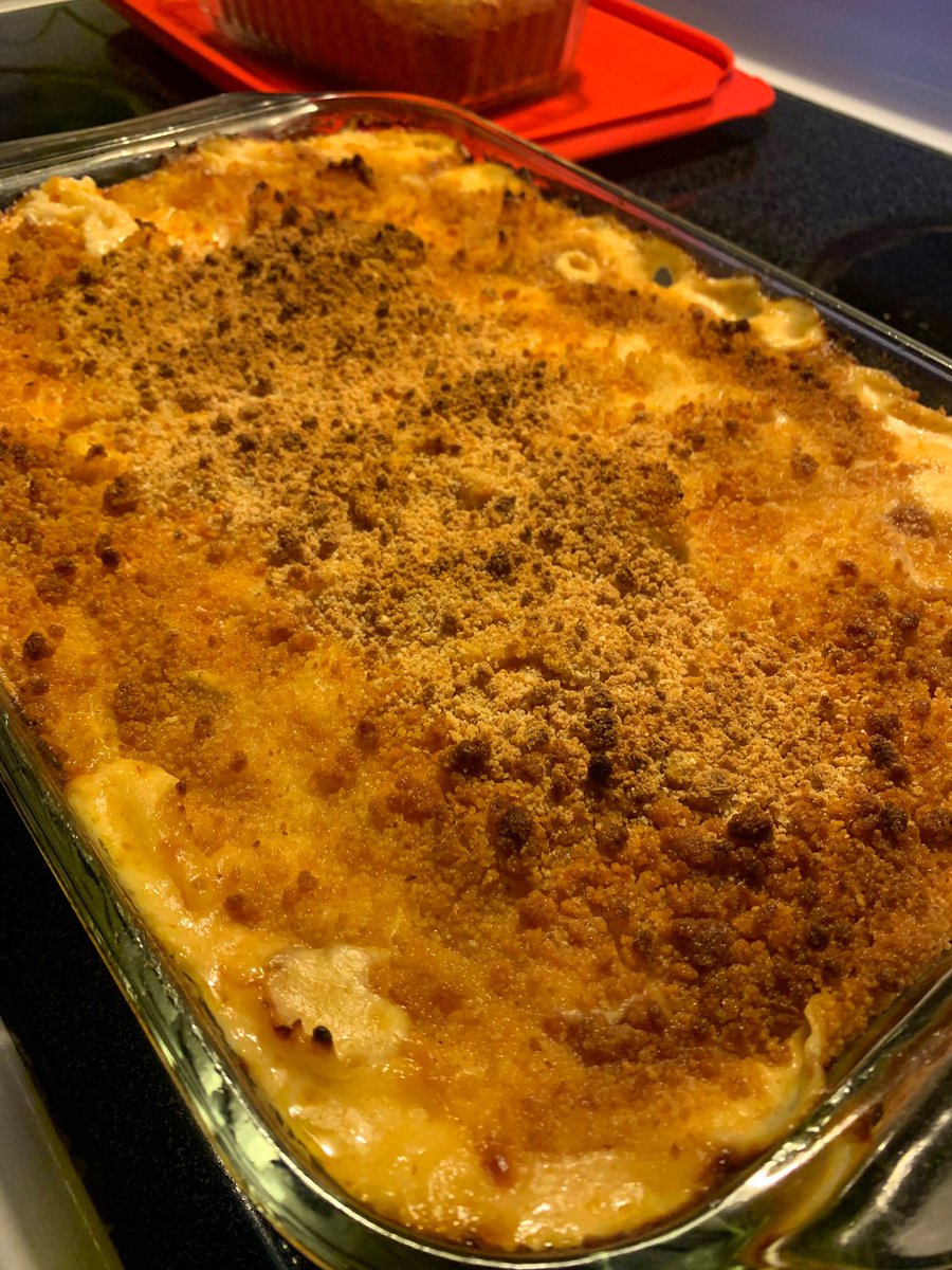wkreid15's tweet photo. @SIDA_chat Buffalo Chicken Mac and Cheese...not healthy, but yummy! #SIDchat https://t.co/6oN2csSS6K