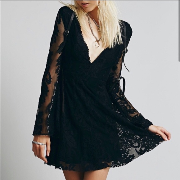 SubscriptionGrl's tweet photo. So good I had to share! Check out all the items I'm loving on @Poshmarkapp from @CageysCloset #poshmark #fashion #style #shopmycloset #freepeople #bananarepublic: https://t.co/4ygTmCXzka https://t.co/t4HABlqyv7