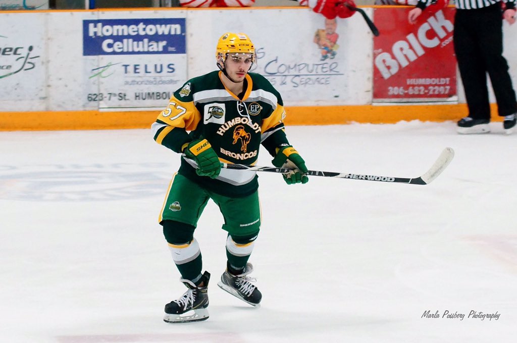 HumboldtBroncos's tweet image. Scott not slowin down!
Back to back @theSJHL Defensemen of the Week awards for Doug Scott!
Doug finished with 7 points (2g, 5a) in 2 games this week!
He now has 15 points in his last 4 games.
30pts in 26 games this year!
Congrats Dougie!
(Photo: Marla Possberg)