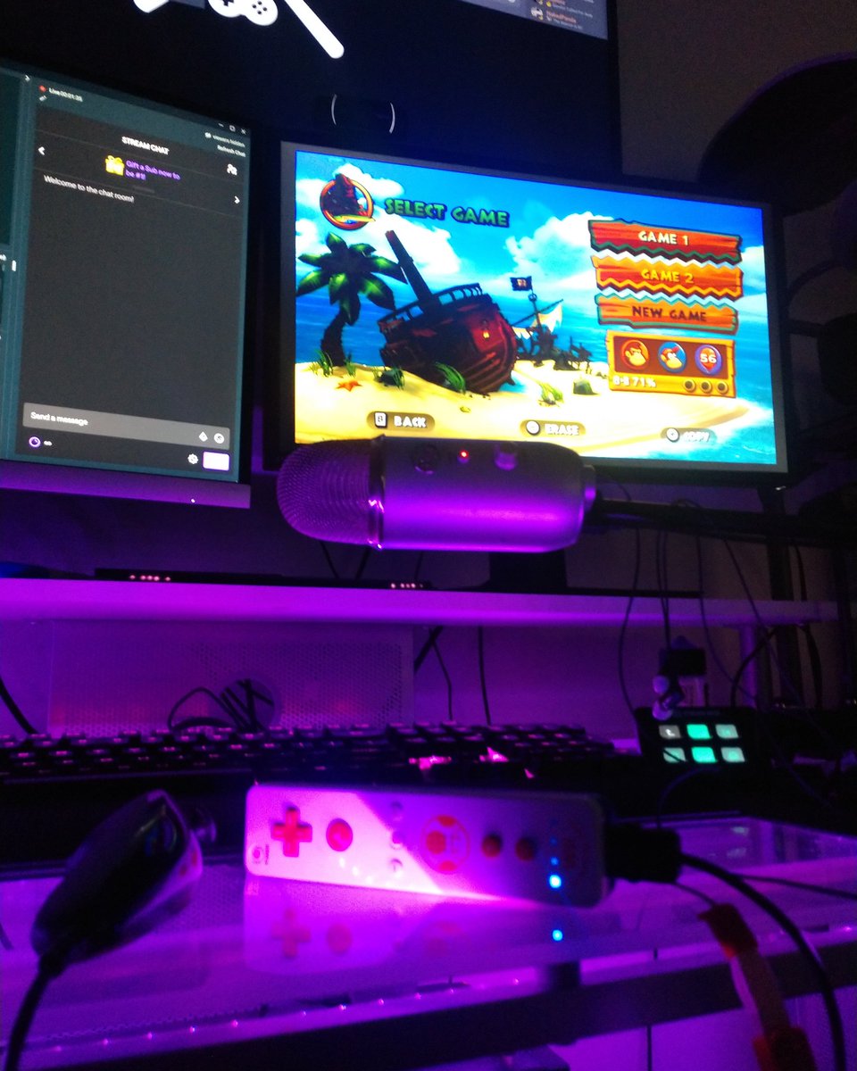 ChefsAFK's tweet image. Speedrun practice for a submission to #sgdq2020 live now! Twitch.tv/chefsafk let's waggle to a great run! #speedrun #twitch #gamesdonequick #dkcr #donkeykong