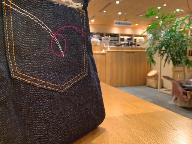 Japanbluejeans's tweet photo. 浅草店限定ジーンズ、現る!!!
https://t.co/0Q9SHrtoPg
#Item #StoreInfo #Asakusa #JAPANBLUEJEANS #JEANS #StoreLimited #お知らせ #サークル #ジーンズ #ジャパンブルージーンズ #ジンバブエ綿 #ストレート #デニム #まるごとにっぽん #メンフィス綿 #新作 #栃木レザー #江戸紫 #浅草店 #限定 https://t.co/p5gX5Vmoso