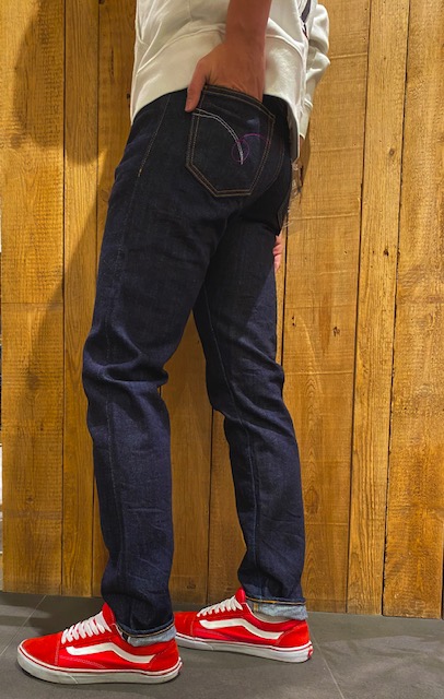 Japanbluejeans's tweet photo. 浅草店限定ジーンズ、現る!!!
https://t.co/0Q9SHrtoPg
#Item #StoreInfo #Asakusa #JAPANBLUEJEANS #JEANS #StoreLimited #お知らせ #サークル #ジーンズ #ジャパンブルージーンズ #ジンバブエ綿 #ストレート #デニム #まるごとにっぽん #メンフィス綿 #新作 #栃木レザー #江戸紫 #浅草店 #限定 https://t.co/p5gX5Vmoso