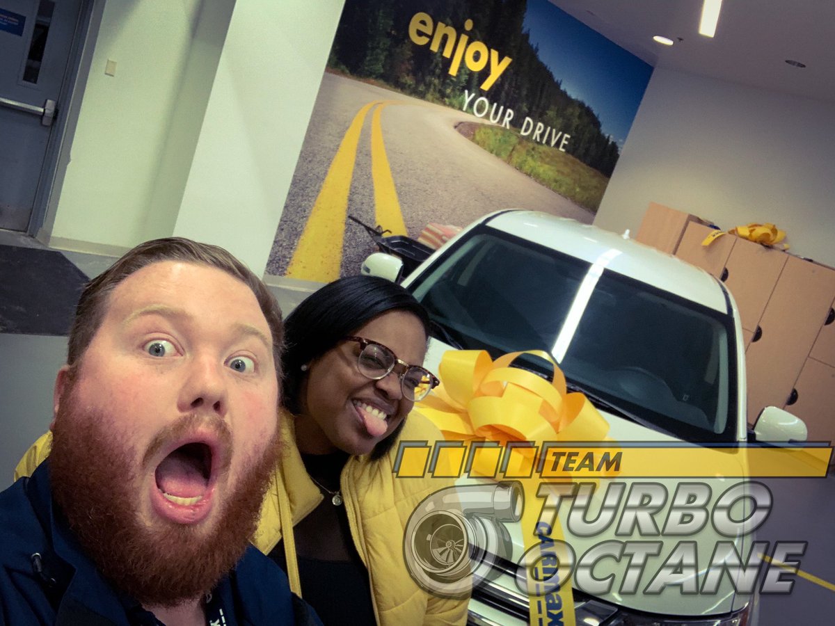AndrewHuot1's tweet photo. Had a great time providing an iconic experience last week at the Brooklyn Park @CarMax! @DCalzone77 #TTO https://t.co/YJmixGW8RY