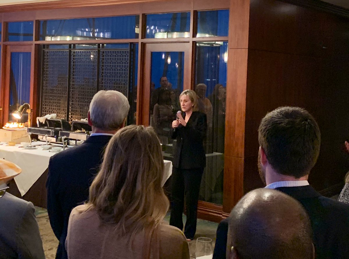 tennalum's tweet photo. #VFL were out in ATL tonight! Fantastic Big Orange Reception with @DondePlowman and #utkalumni 🍊 https://t.co/IIx8KPO8Kt
