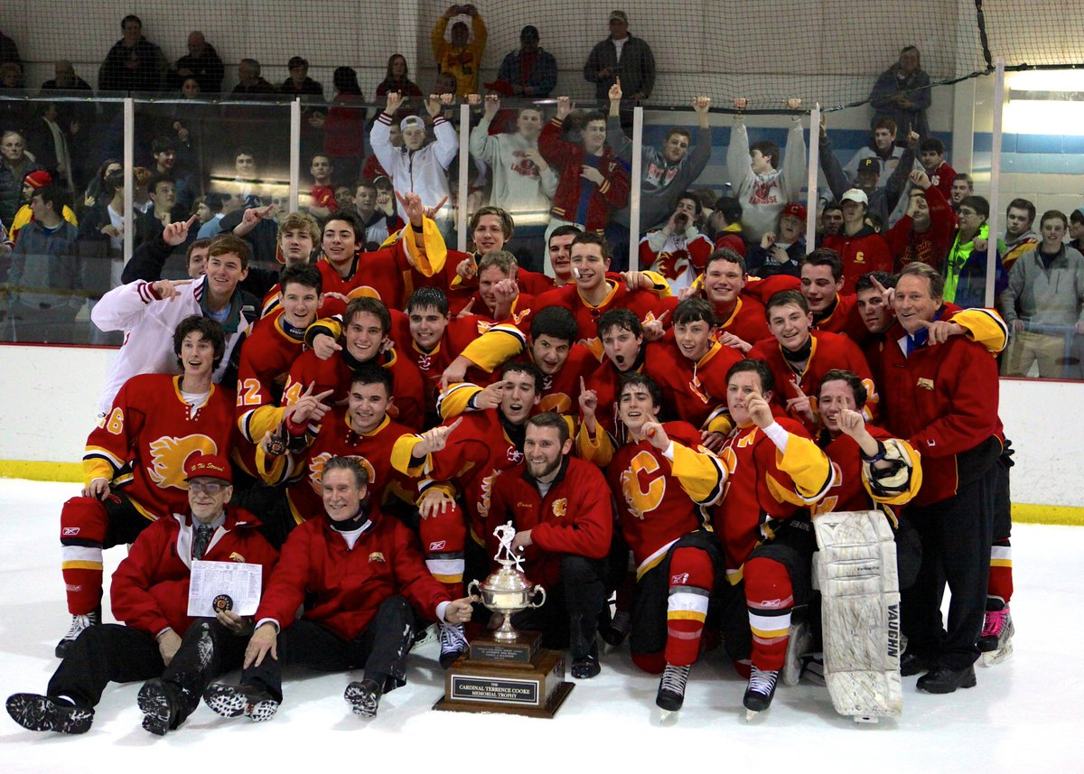 Geoff_Walter's tweet photo. The wait is over! A @cflyershockey championship five years in the making - congrats! #FlyersHockey https://t.co/RmOsI9yMyE