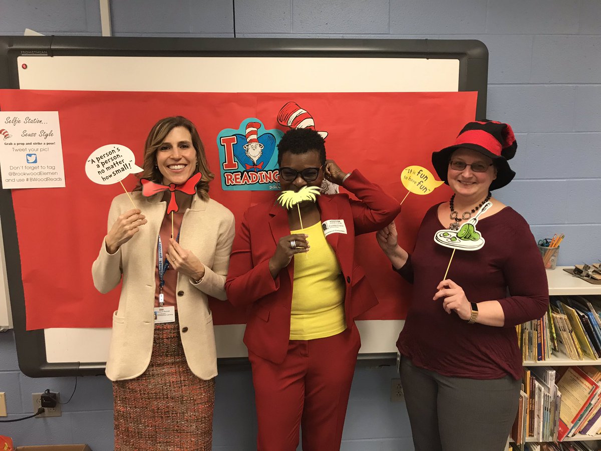 gmunger1's tweet photo. Always makes for a special day to have our neighbors from PGI come over to share their favorite read aloud with @BrookwoodElemen students! Thank you! @DrPFrance @ChelyseMiller @Anna_Surratt #ReadAcrossAmerica https://t.co/4xMtOLbSyX