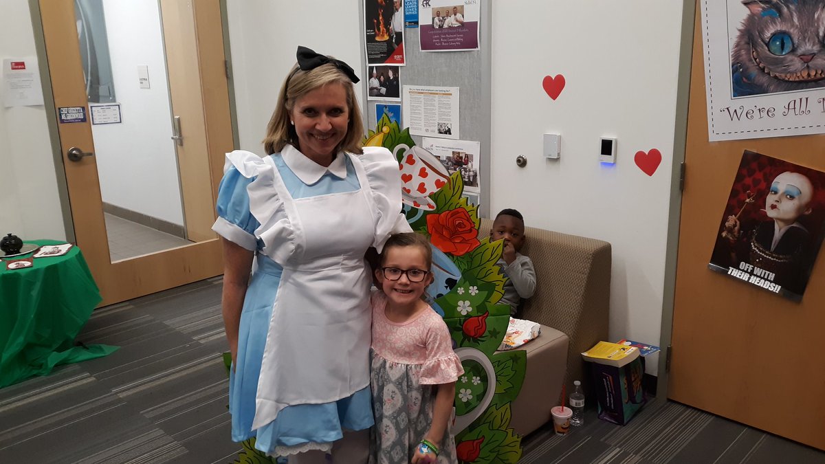 jsmiley1984's tweet photo. If you heard my daughter describe @tylerisd #litcon2020 you would have thought it was Disney Land! @TLRedRaiders @tylerisdlearn @EastTexCraw @KmpWalls @InspirePrincipl @nordin_nathan @RCW72_EDUC @kitawats @jeffus_donna https://t.co/MqUKPTFwMP