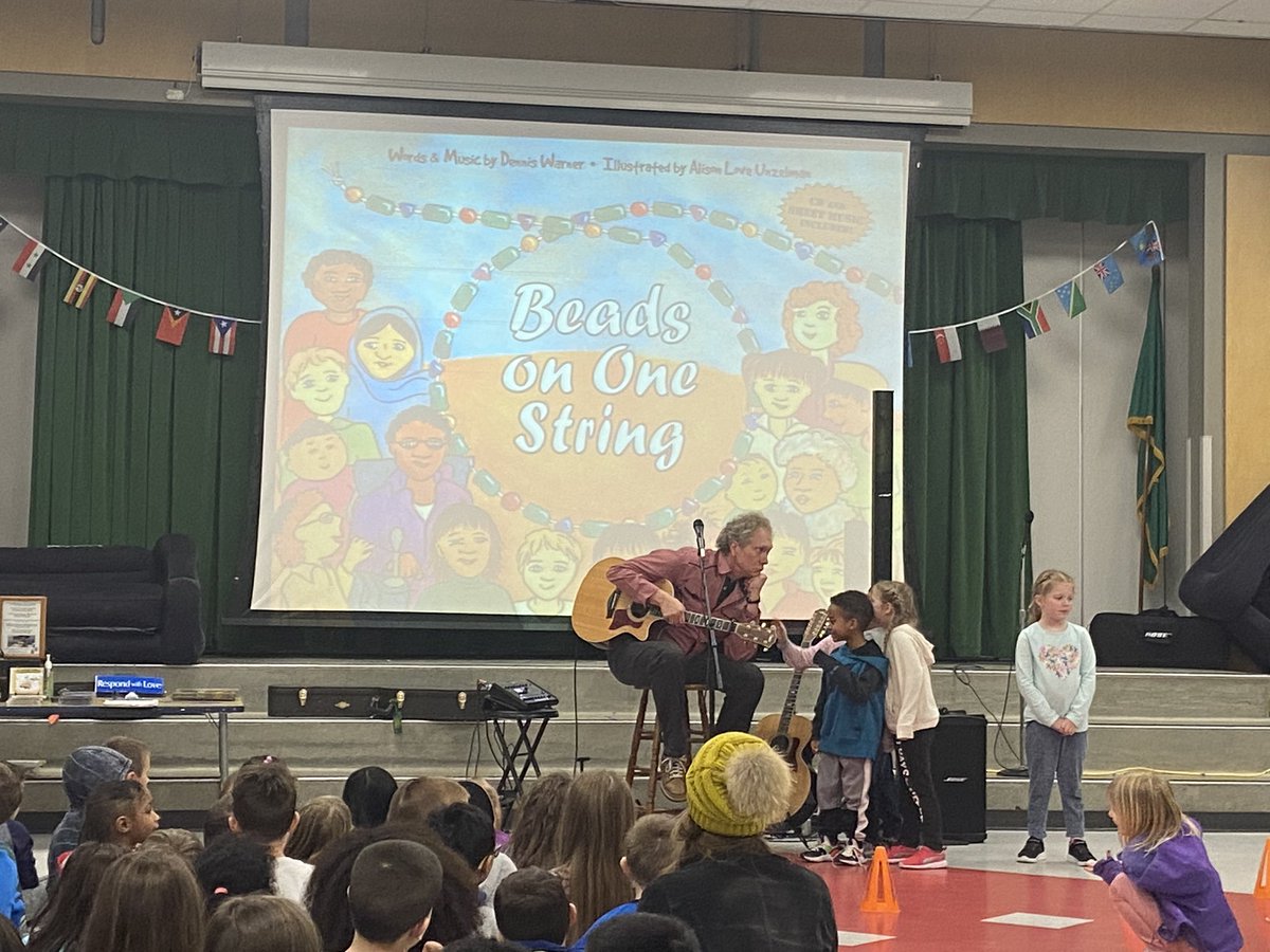 EPS_MonroeES's tweet photo. Monroe welcomed Dennis Warner, author of #BeadsOnOneString to share songs and stories of inclusivity and kindness. @EPS_Central https://t.co/fIPam74v42